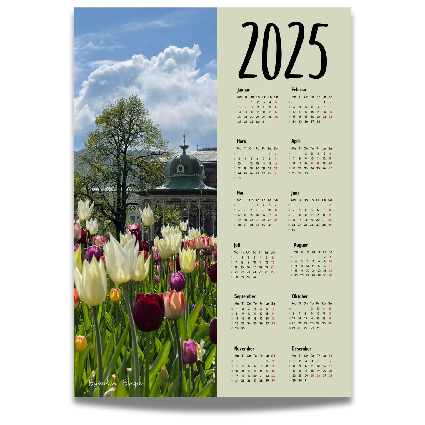 Oppdag den unike Bergen Plakatkalender 2025, en praktisk og vakker måte å holde oversikt over året på!. Motiv fra Byparken.