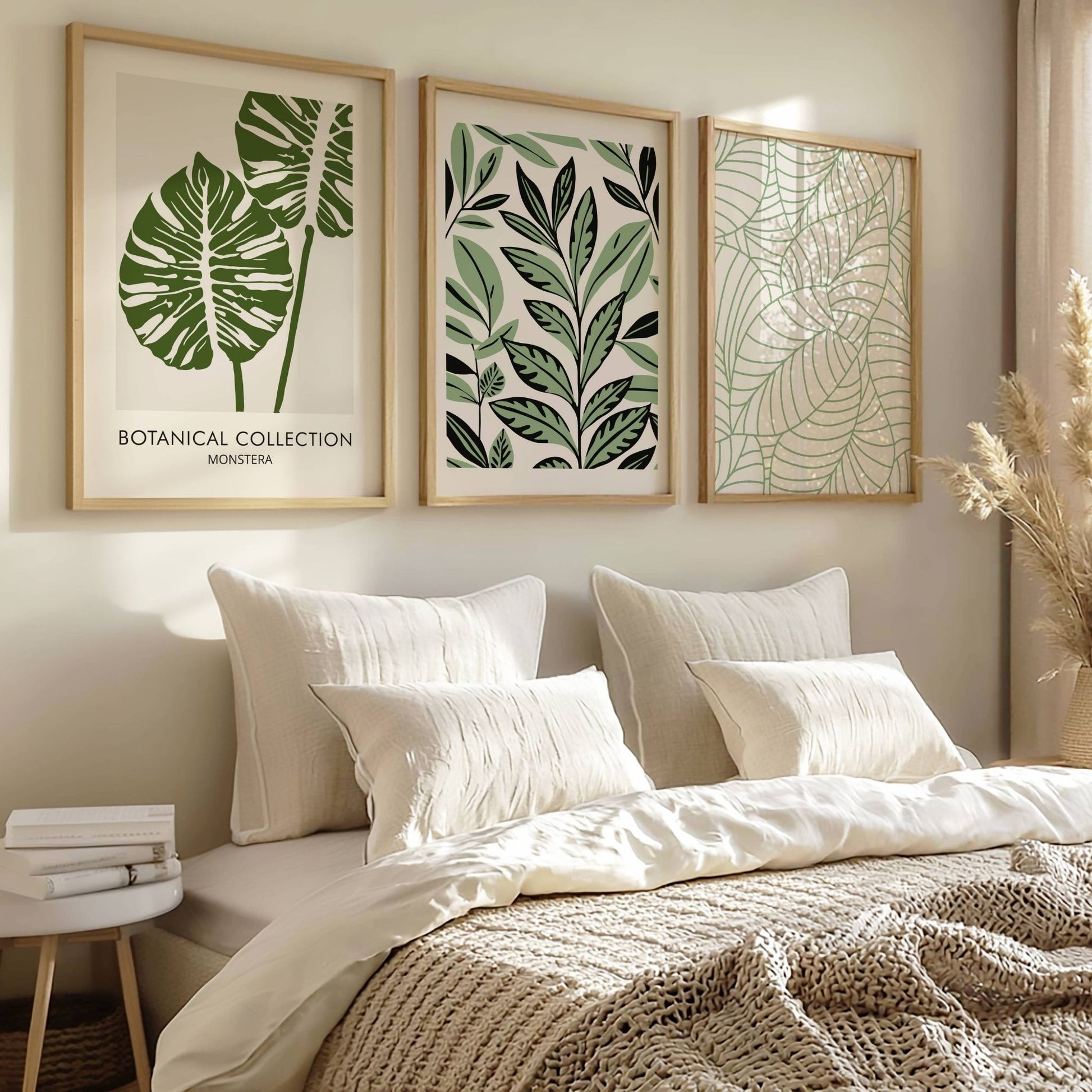 Tre forskjellige plakater fra serien Botanical Balance Collection.