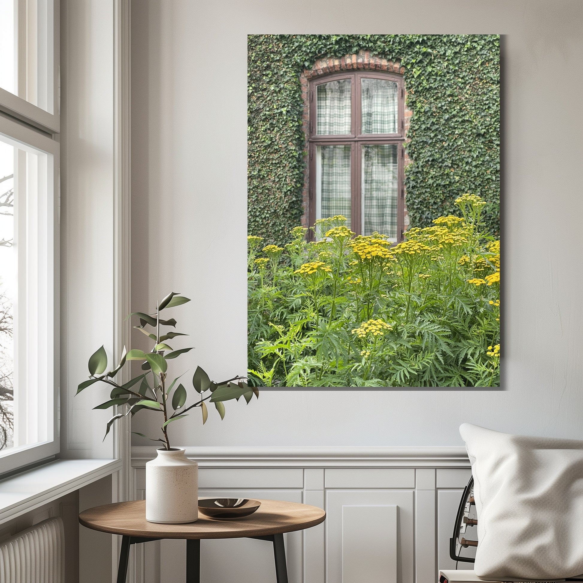 Denne unike fotografiplakaten fanger essensen av Reinfann-blomsten, og den sjarmerende atmosfæren i Musèhagen. Illustrasjonsfoto viser motivet på lerret.