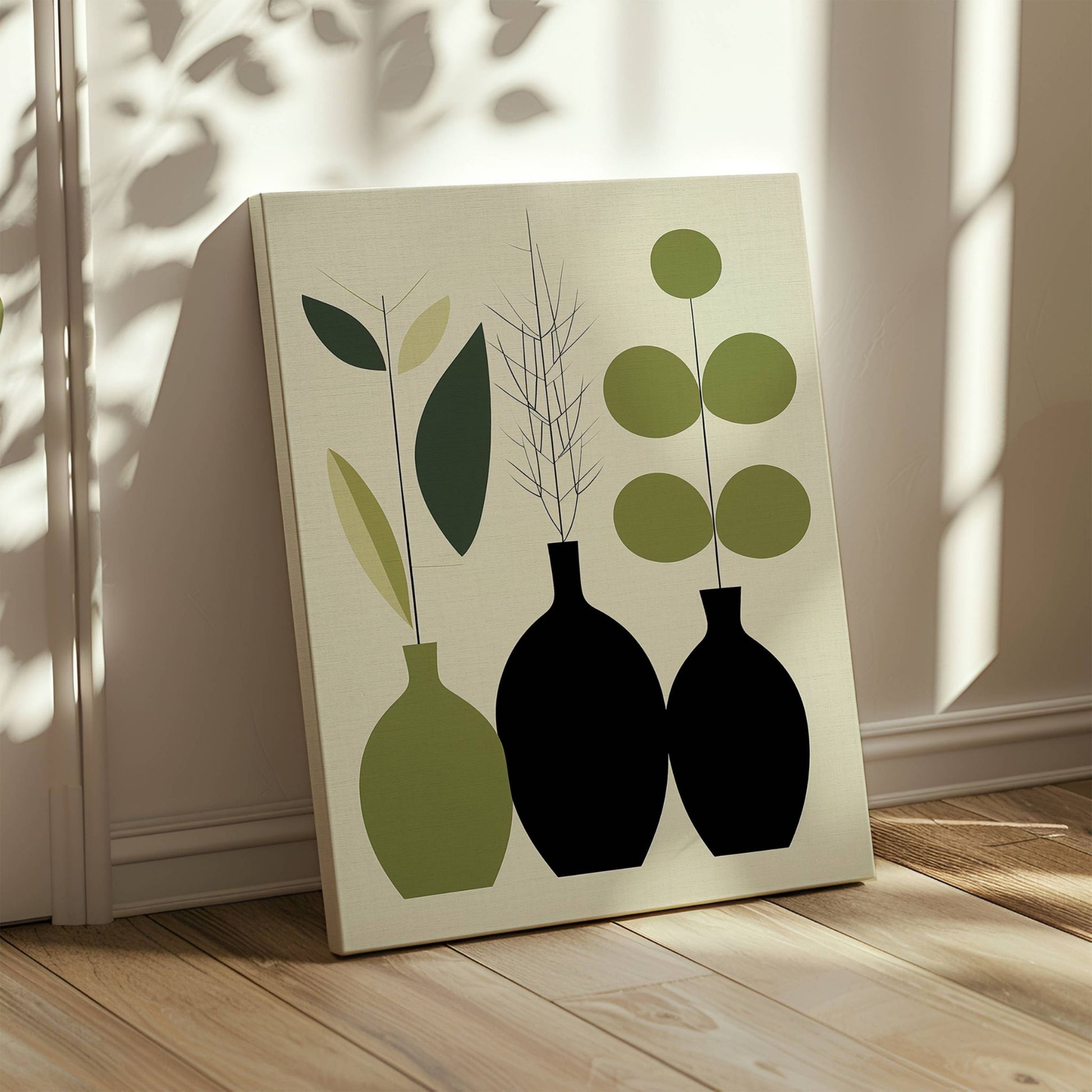 Green Harmony kombinerer geometriske vaser og botaniske elementer i en sofistikert fargepalett av grønt, beige og svart. Illustrasjon viser motivet på lerret.