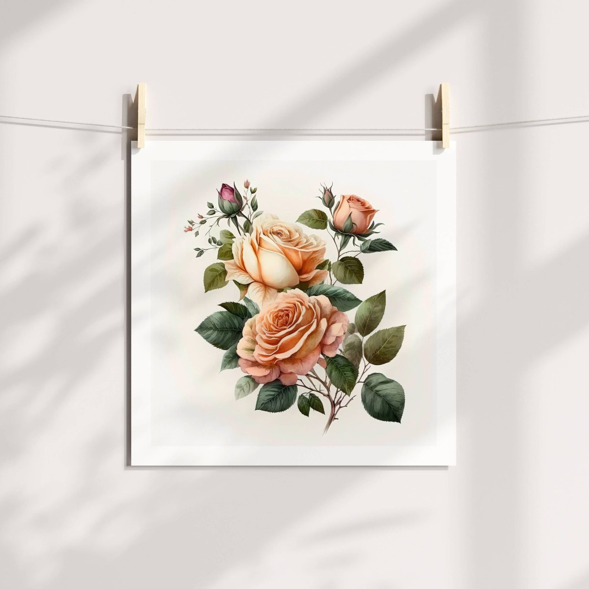 ROMANTIC ROSE No4 – akvarell plakat i klassisk rosestil fremhever det tidløse ved rosemotivet, med store blomster i krem, fersken og pudderrosa. Illustrasjonb viser motiv på print.
