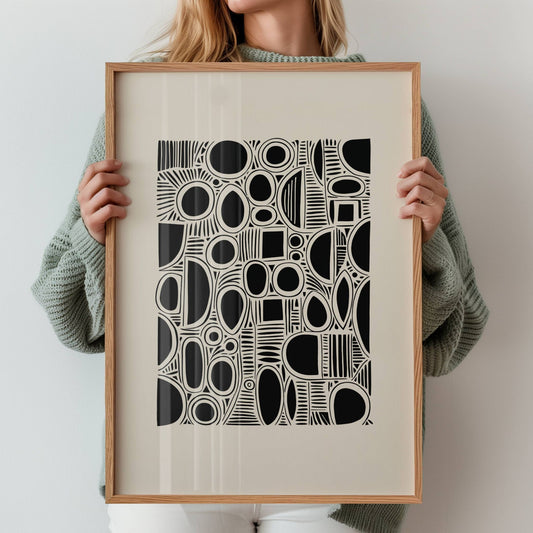 Shape Flow kombinerer flytende former og presise linjer i et abstrakt design som oser av balanse og rytme. Illustrasjon viser motiv med bred kant i eik ramme.