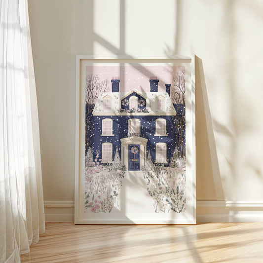 Snowy Manor House er en elegant kunstplakat og lerret som formidler vintersesongens ro og skjønnhet. Illustrasjon viser motivet som plakat med hvit kantlinje i ramnme.