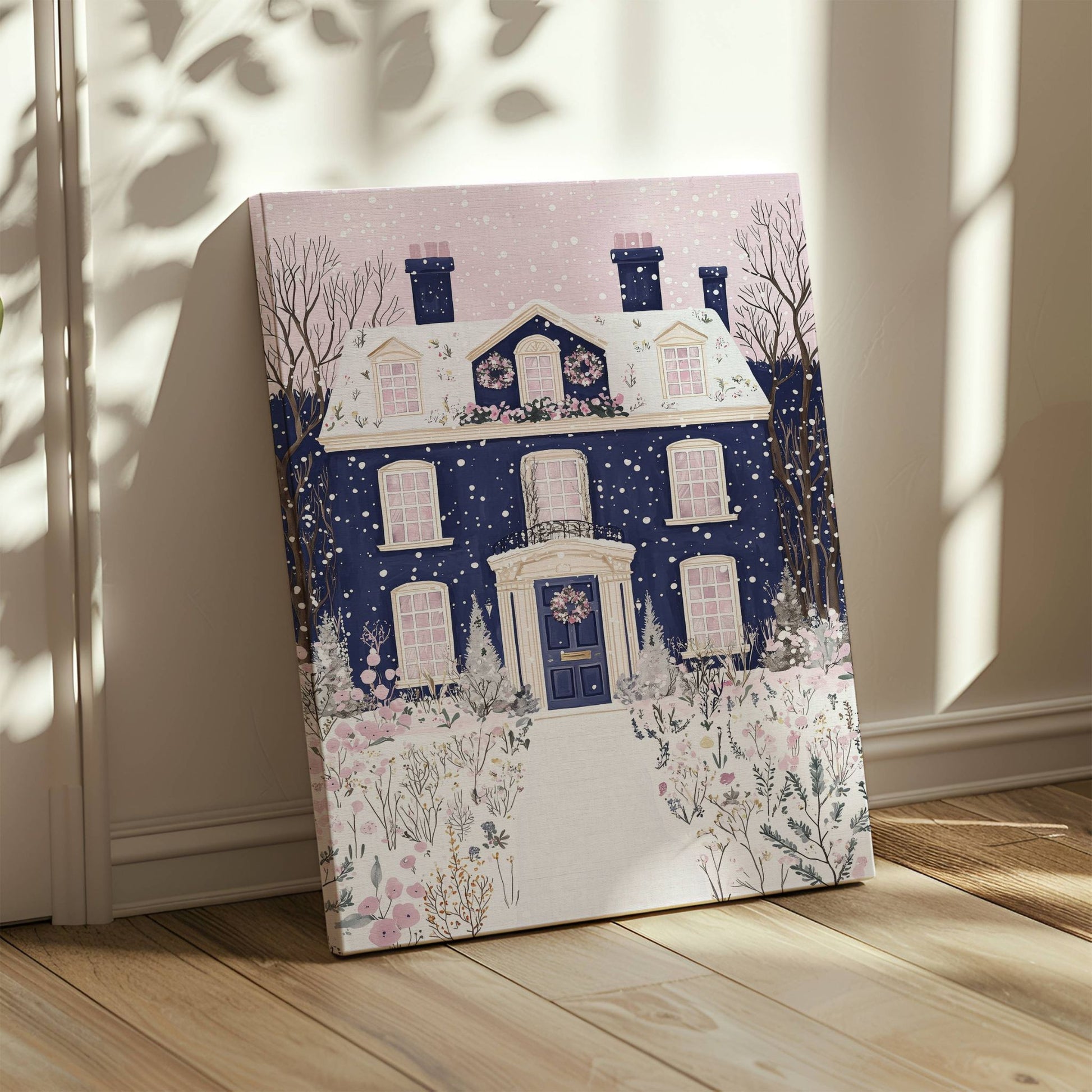 Snowy Manor House er en elegant kunstplakat og lerret som formidler vintersesongens ro og skjønnhet. Illustrasjon viser motivet på lerret.