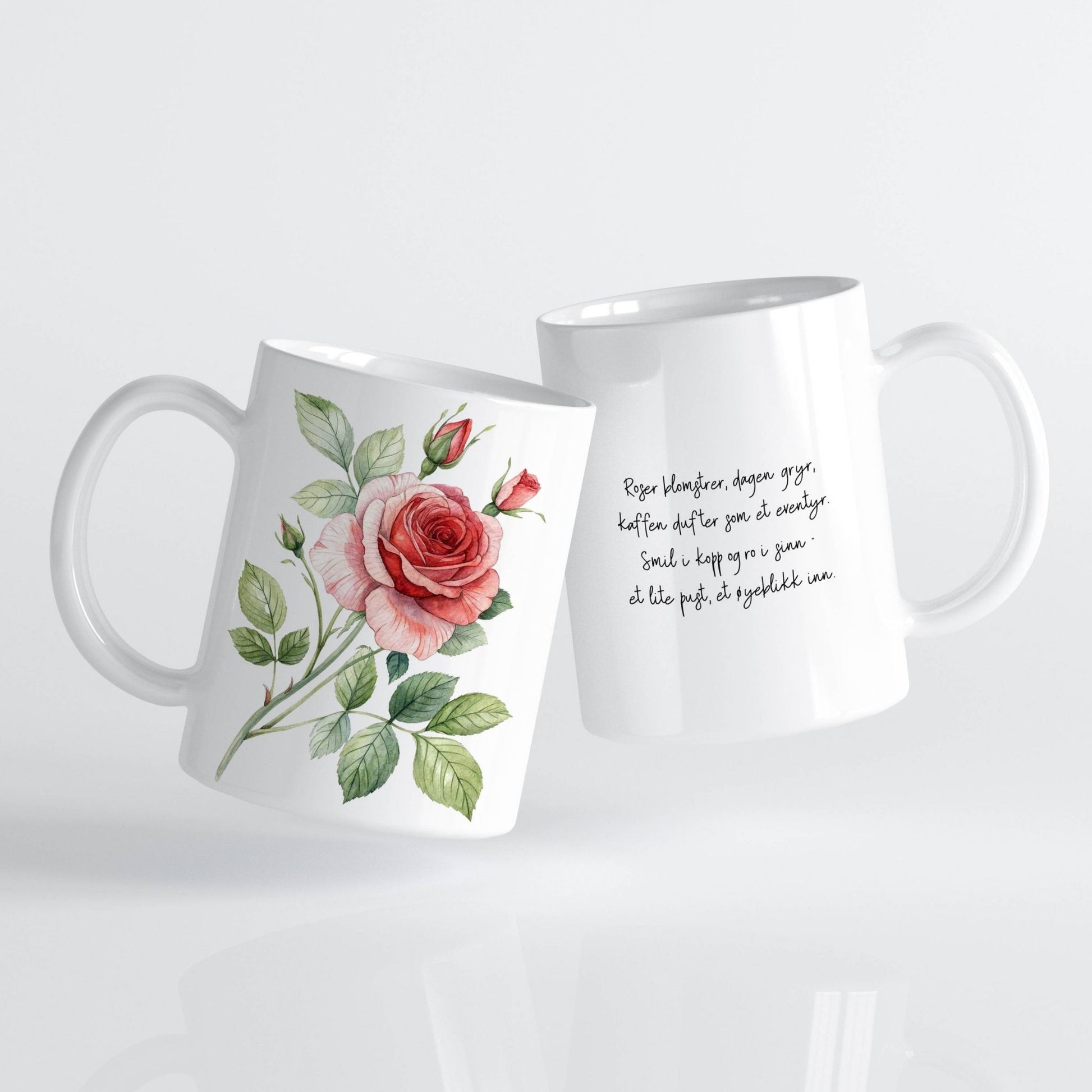 Sommerkrus ROSE No2 har et klassisk og botanisk uttrykk, med en dyp rød rose omgitt av knopper og grønne blader. Den delikate stilen gir følelsen av et botanisk oppslagsverk i kombinasjon med en romantisk morgenstund. Perfekt for roseelskere og livsnytere.