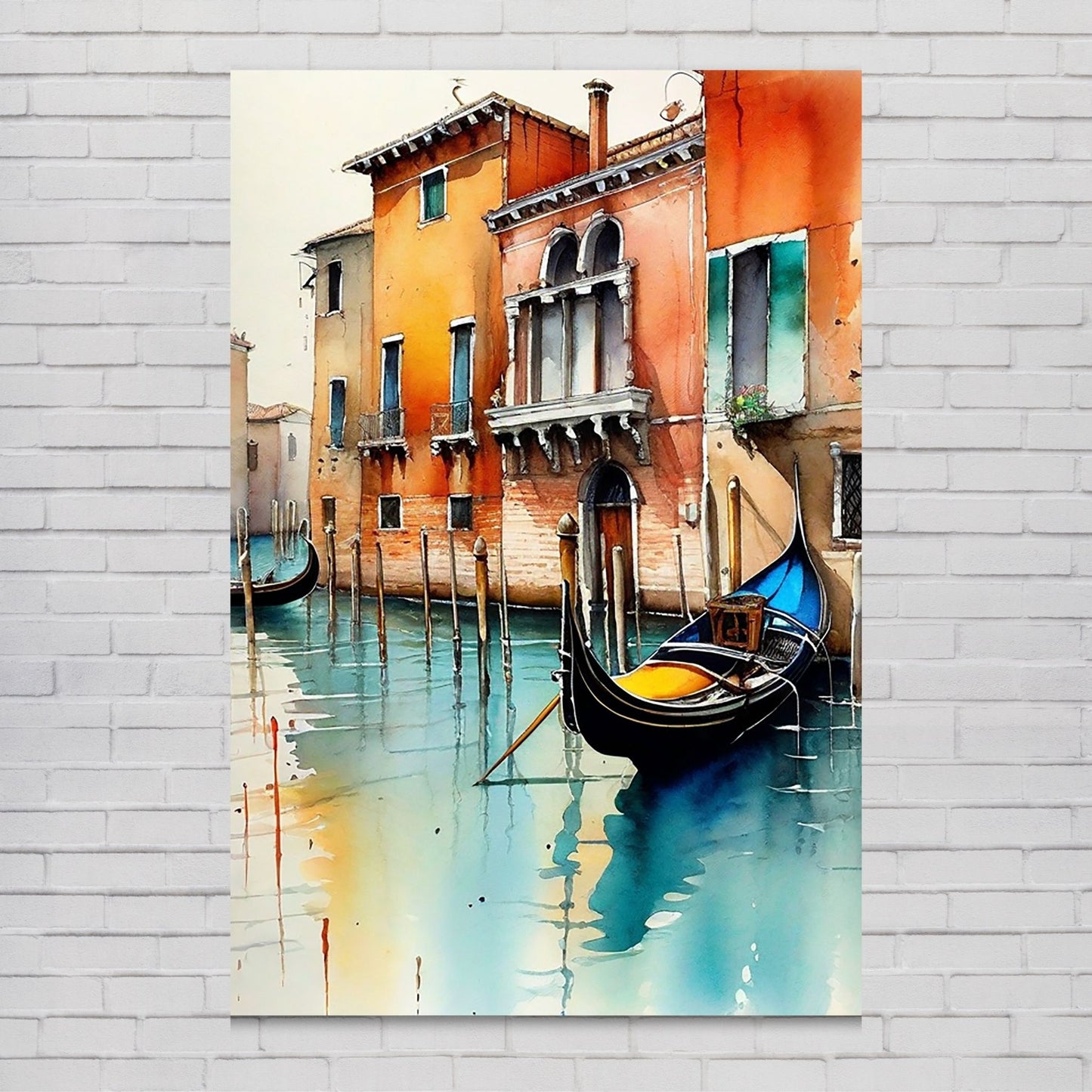 Med en fantastisk grafisk akvarell gjenskaper vi magien fra Venezia og de berømte gondolene som ligger på de pittoreske kanalene, omkranset av fargerike bygninger som speiler seg i det rolige vannet. Illustrasjonen viser motivet på lerret.