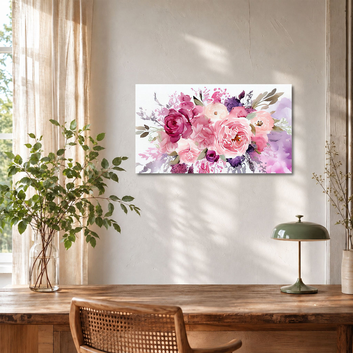 Rosa og lilla blomsterkunst på lerret over rustikt skrivebord med grønne planter