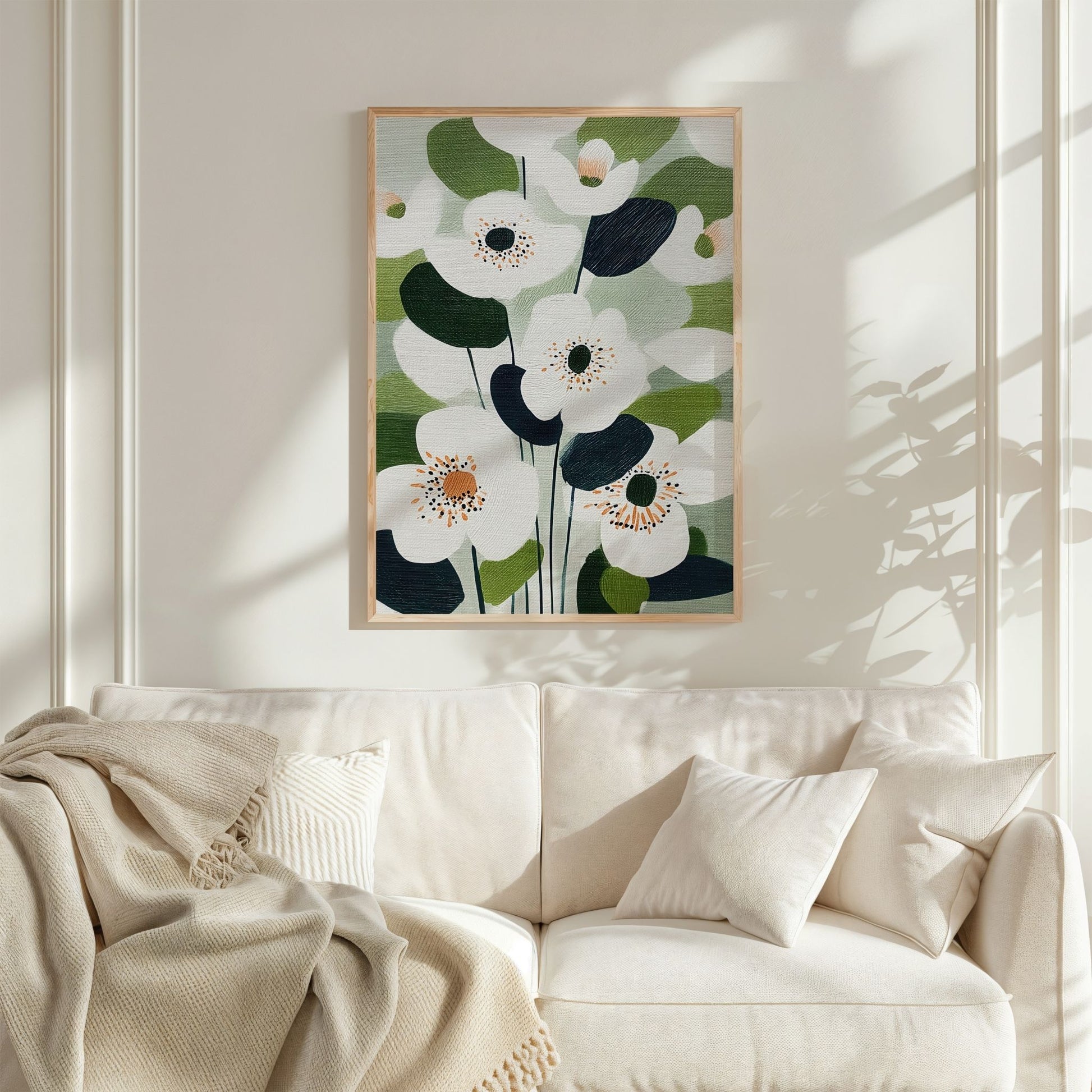 Botanisk kunsttrykk Soft Bloom som plakat i lys nordisk stue