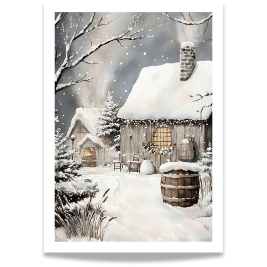 Tømmerhytte med snødekt tak og varme lys i vinduet omgitt av vintertrær og snøfall.