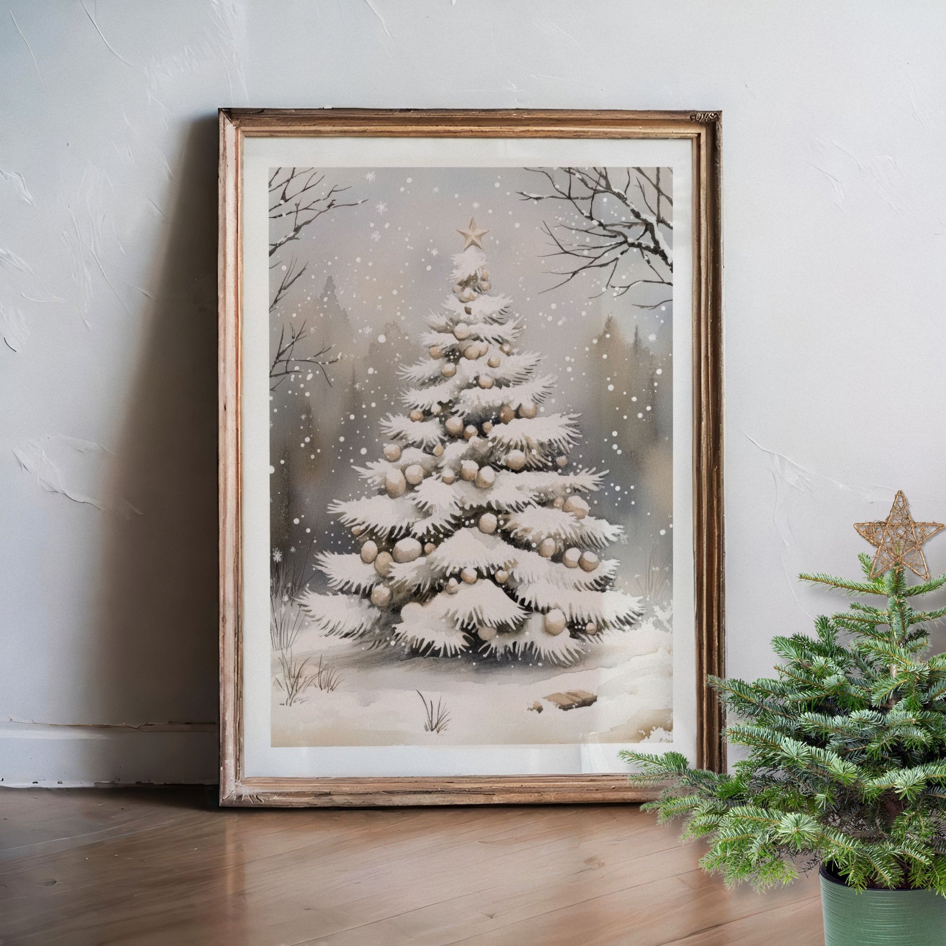 Pyntet juletre i snødekt landskap, med lys og stjerner på treet. Illustrasjon viser plakat med hvit kantlinje i eik ramme.