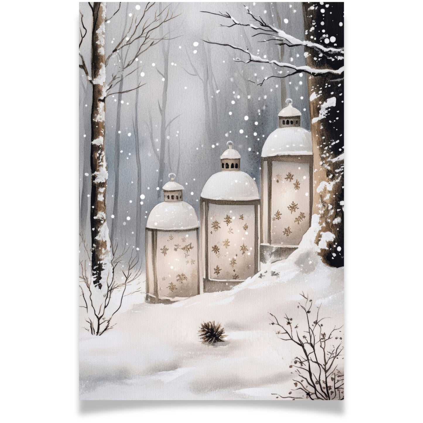 Julekort med tre lanterner som lyser i snødekt skog – Cozy Winter Story Collection. Valgfritt med personlig hilsen.