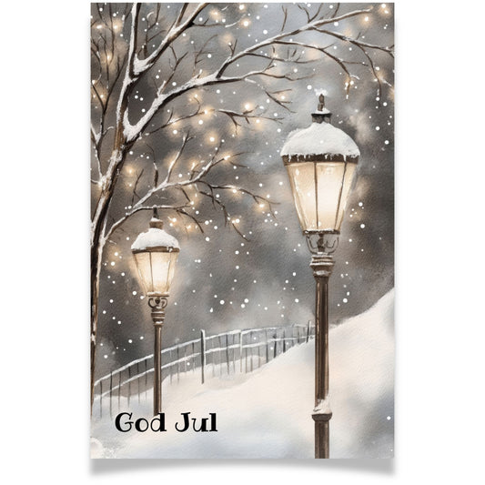 Julekort med lyktestolper og snøfall i vintergate – Cozy Winter Story Collection