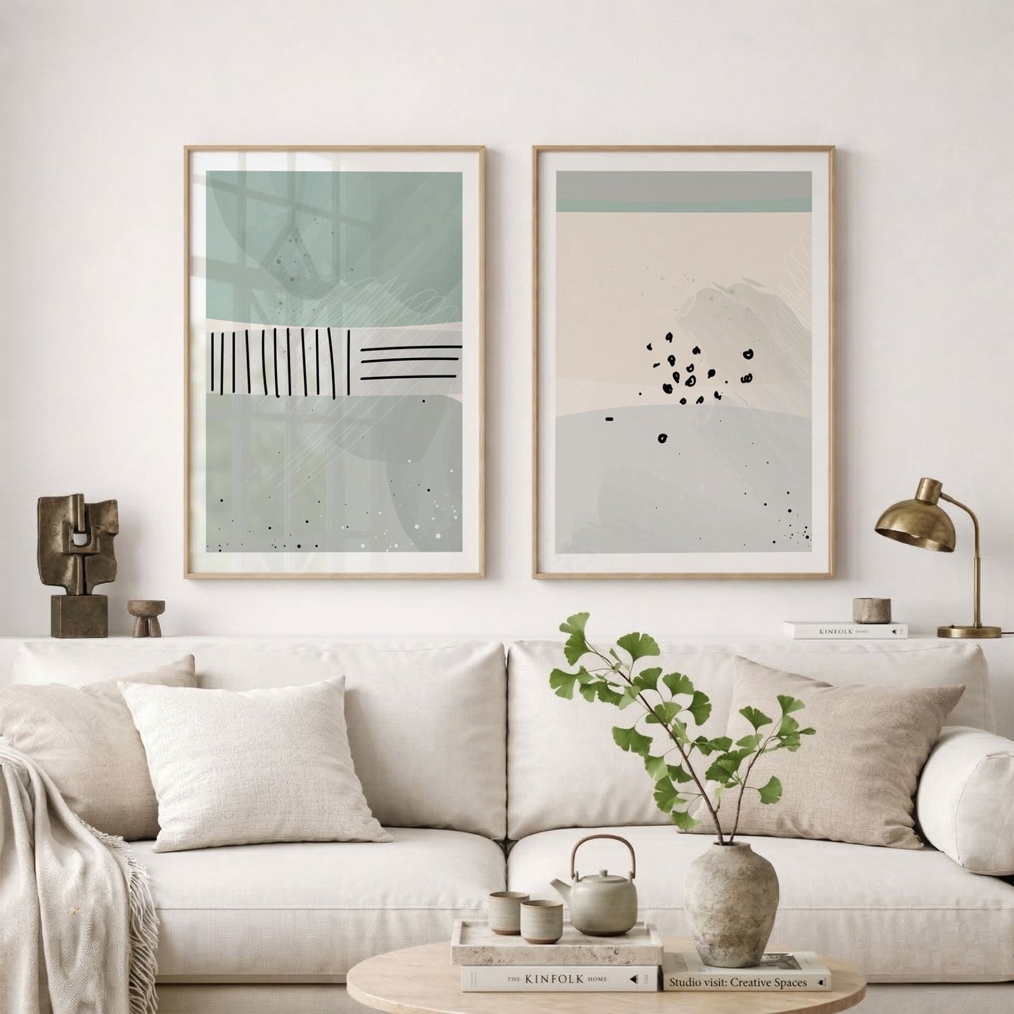 Dusty Green No1 og No3 som harmonisk grafisk plakatsett i moderne interiør