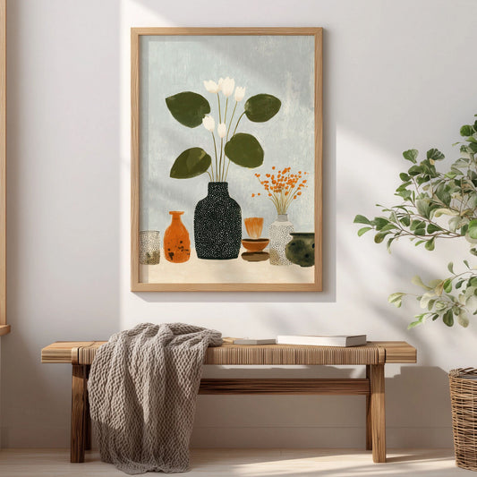 Plakat med botanisk stilleben og vaser i nordisk interiør