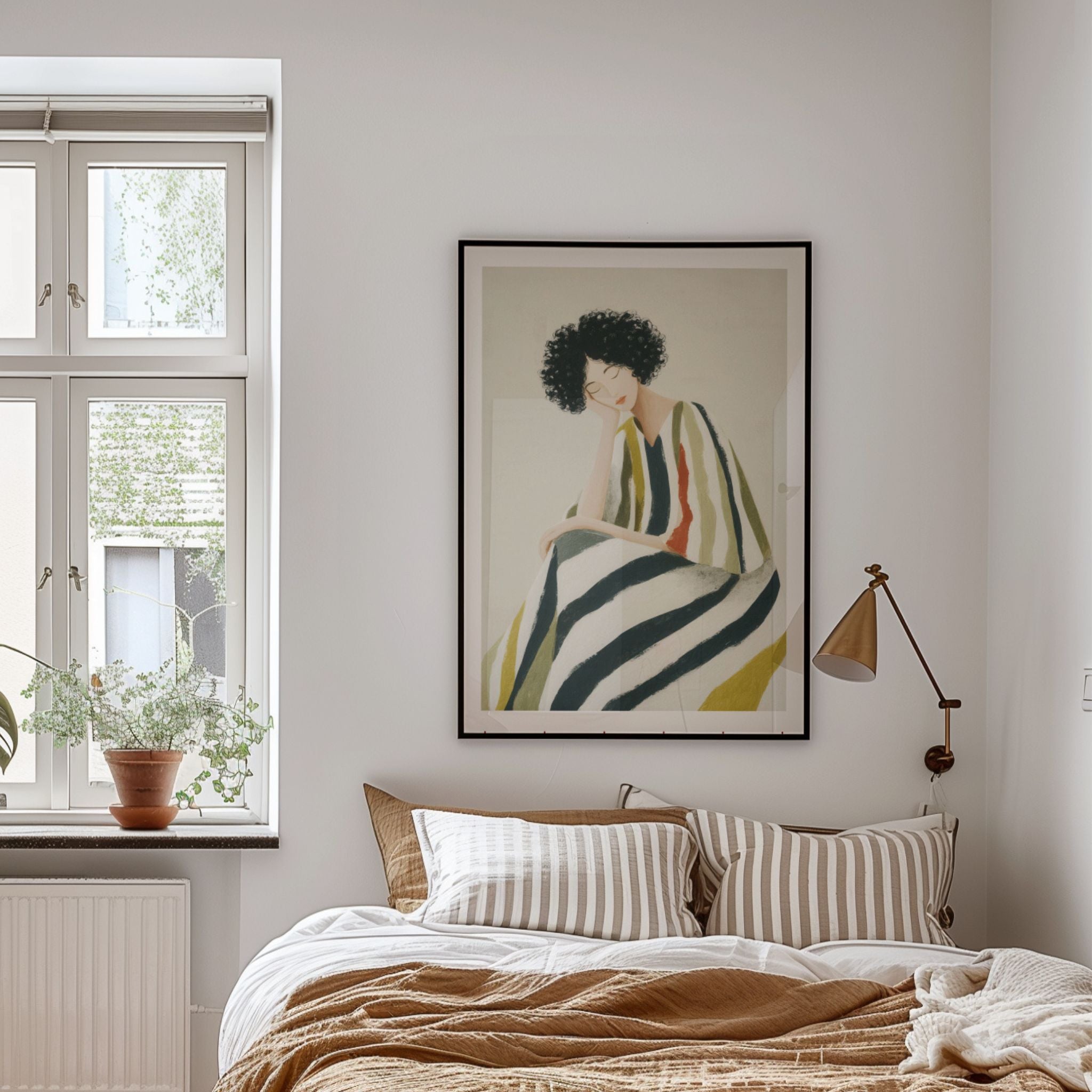 Moderne kunstplakat med stilisert kvinne i dempede toner, plassert i nordisk interiør