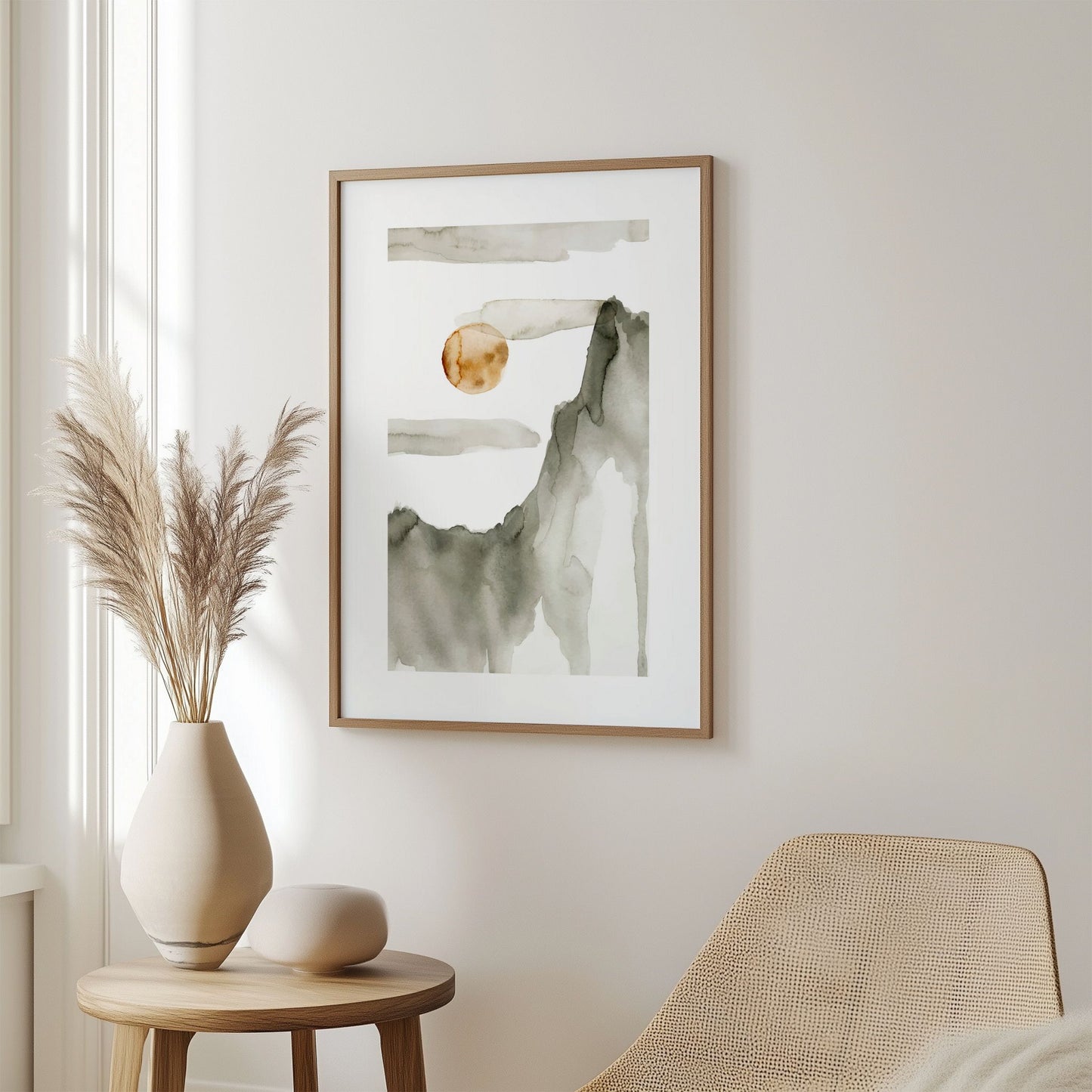 Ensom Måne plakat med abstrakt månemotiv vist i moderne skandinavisk interiør