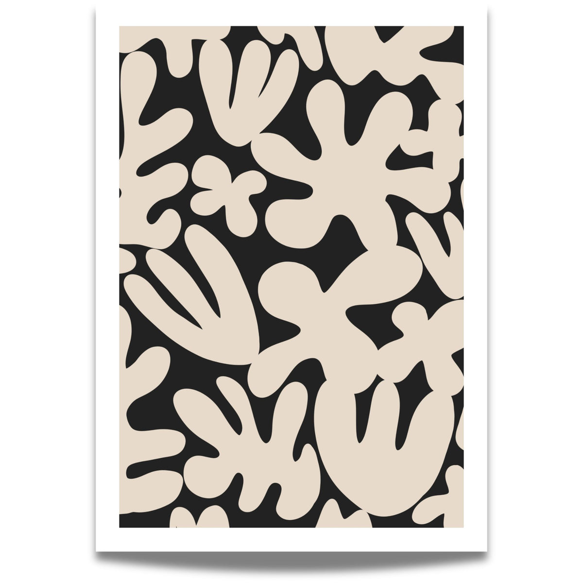 Flowing Shapes abstrakt kunstplakat med organiske former i beige og sort