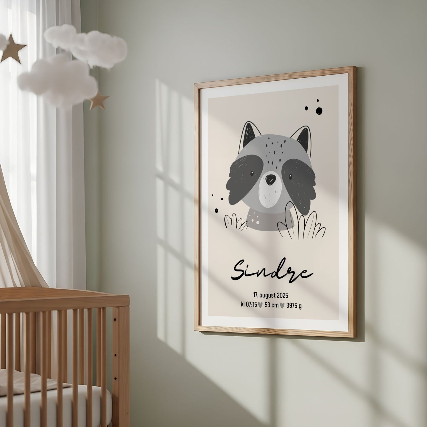 Fødselsplakat med vaskebjørn til barnerom