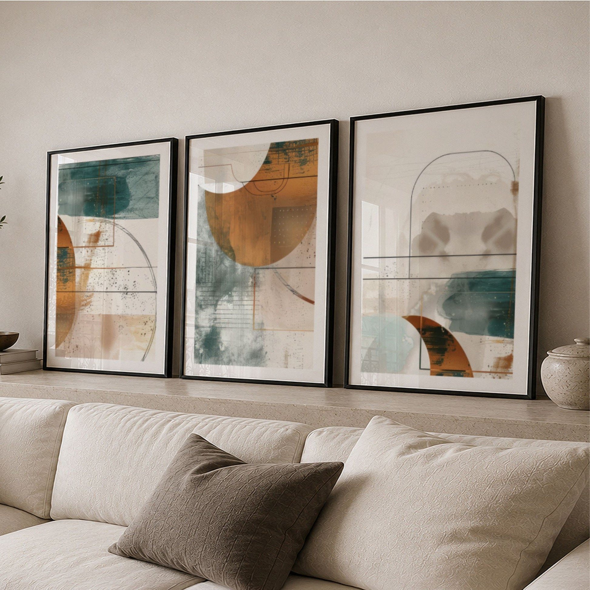 Geometric Harmony Collection som harmonisk bildevegg over sofa i nordisk stue