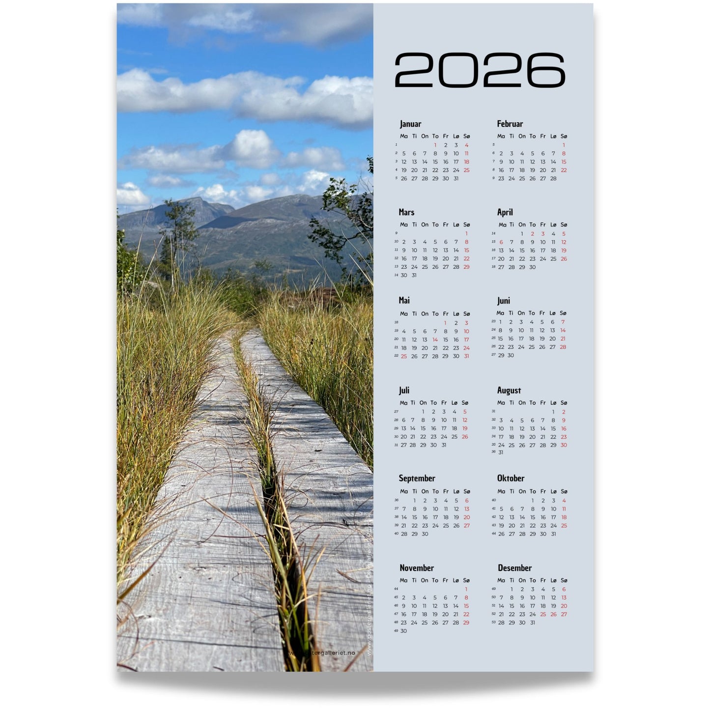 Kalender 2026 med foto av en plankesti som leder inn i fjellandskapet.