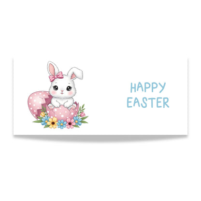 Illustrasjon av hvit kanin med rosa sløyfe som sitter i rosa påskeegg omgitt av blomster og teksten Happy Easter.