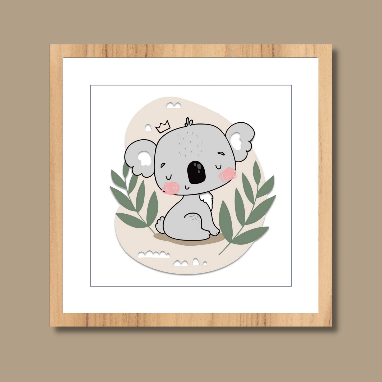 Koala barneplakat med dyremotiv presentert i eikeramme