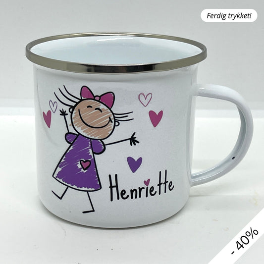 Dette lette og robuste emaljekruset er en hyllest til søsteren din! Med et søtt design som kombinerer en leken illustrasjon og teksten "Verdens Kuleste Søster", er dette kruset både funksjonelt og personlig.