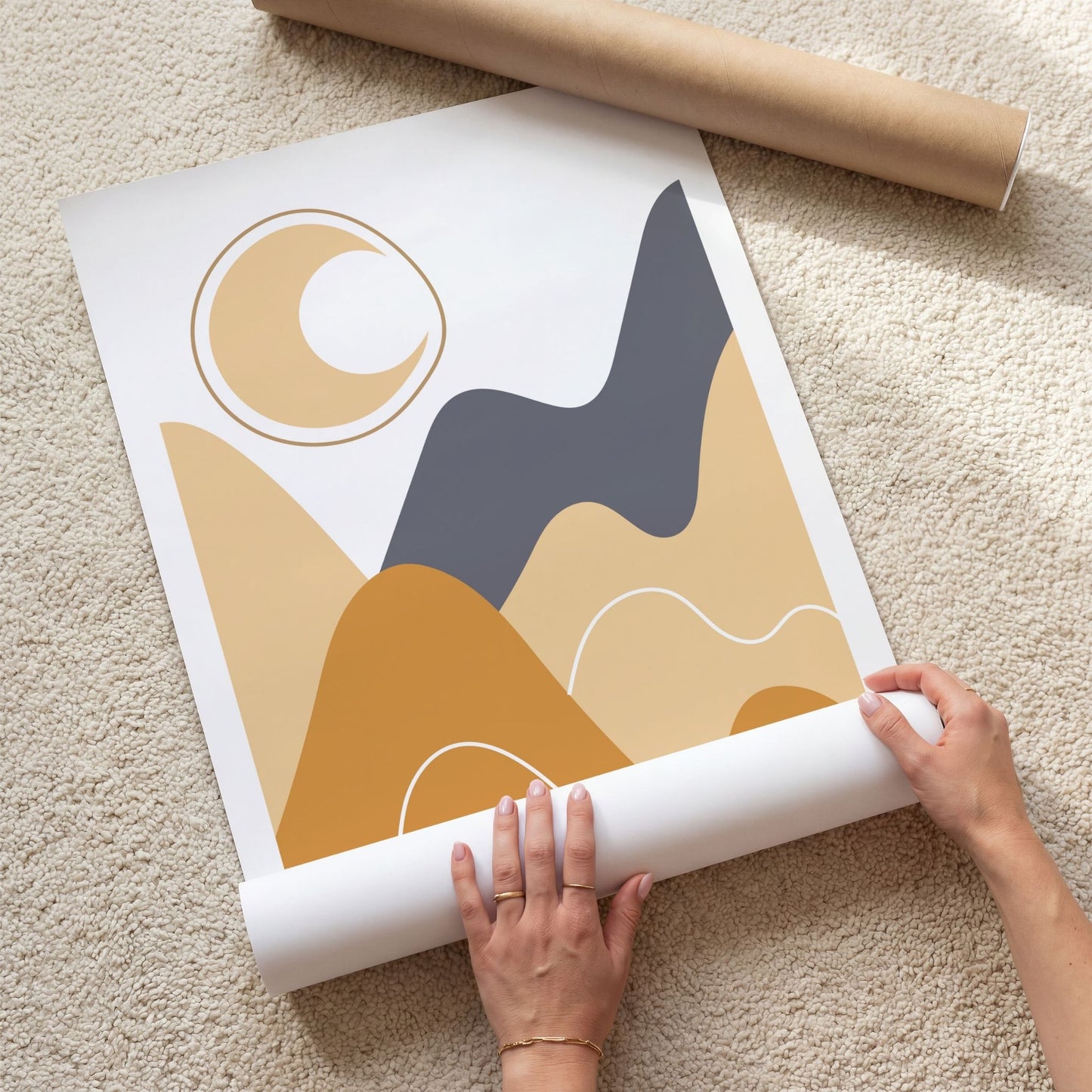 Moonlit Hills grafisk boho-plakat med nærbilde av måne og bølgende landskapsformer