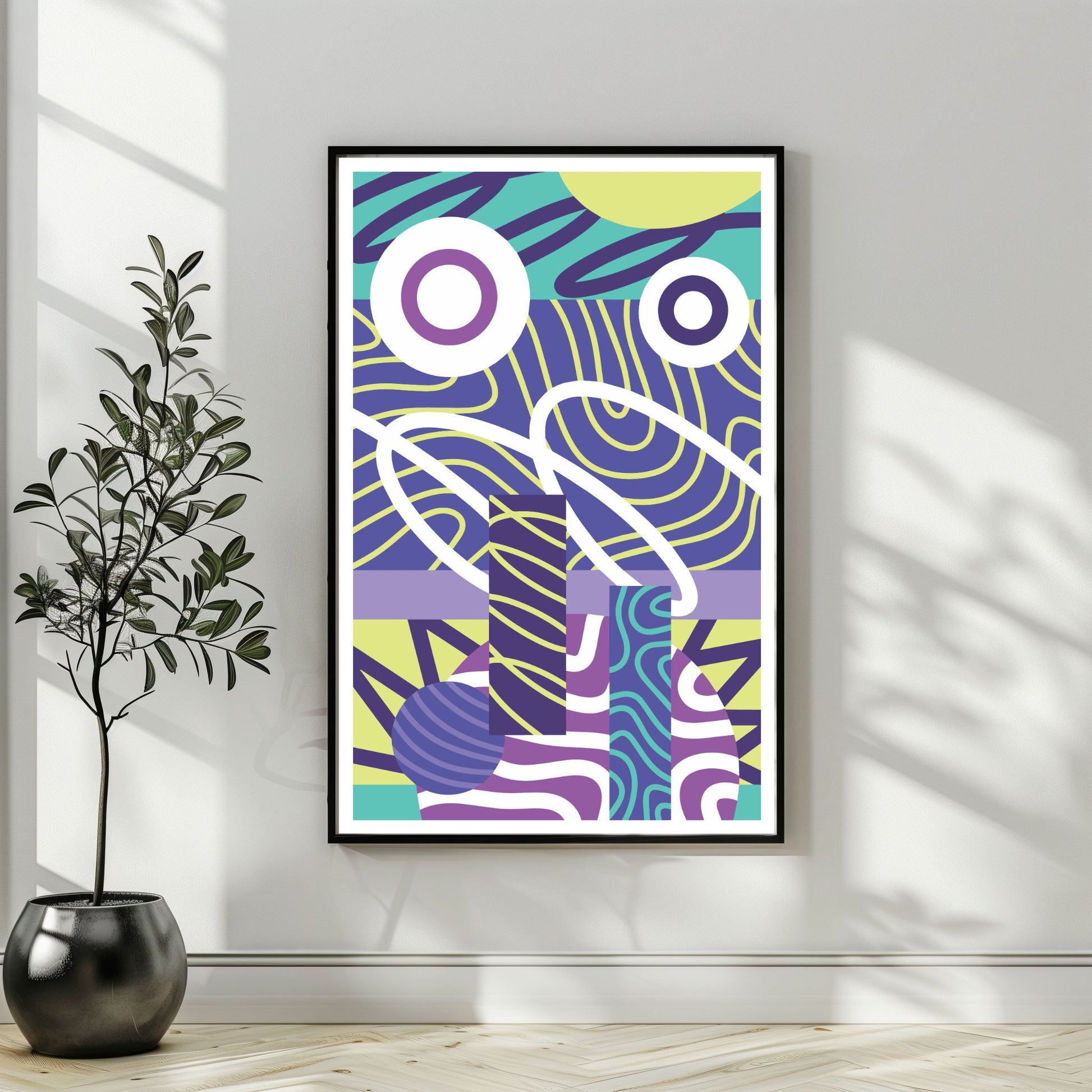 Orbit flow abstrakt plakat i sort ramme ved plante i moderne interiør