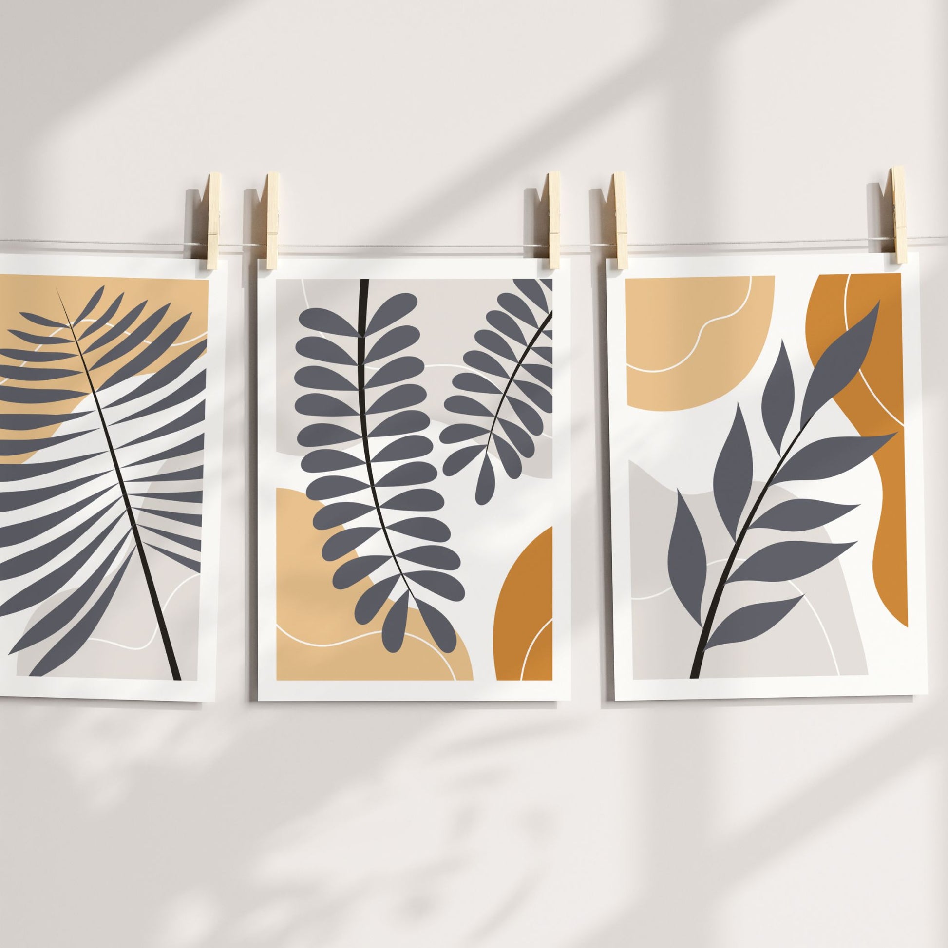 Palm Shadow, Botanical Rhythm og Quiet Branch tre botaniske plakater med grafiske bladmotive