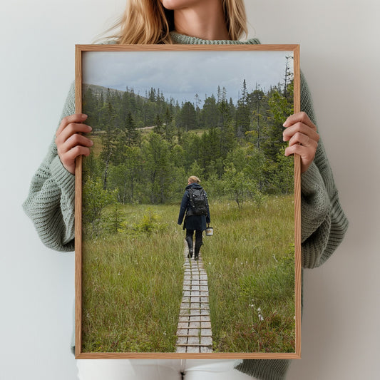 Personlig villmarksbilde som plakat med eget foto fra tur i skog og fjell