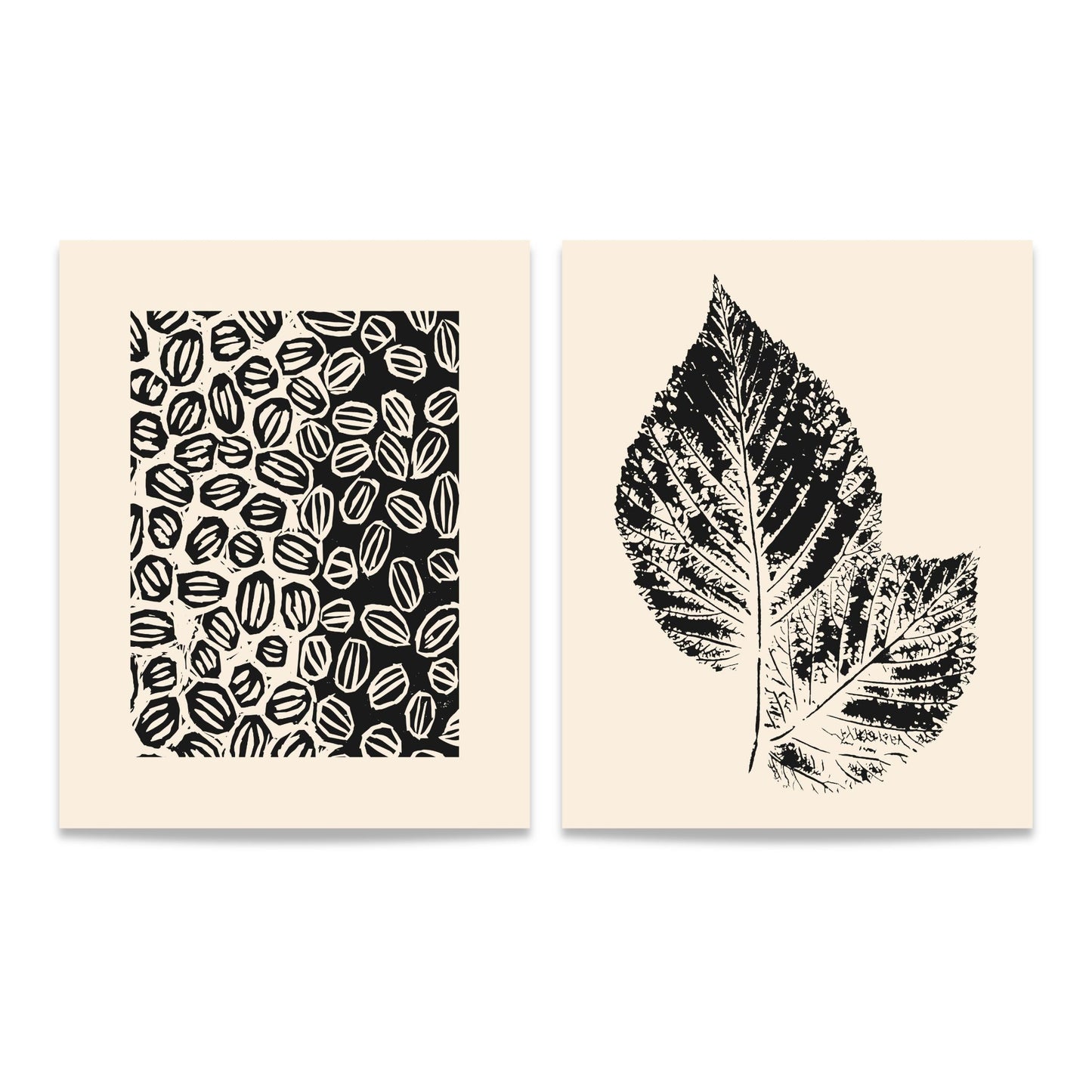 Duo med grafiske naturmotiver fra Soft Balance Collection på lys bakgrunn. Format 40x50